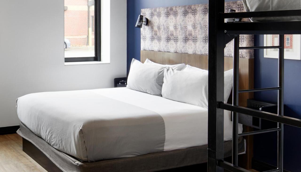 Tryp By Wyndham Pittsburgh/Lawrenceville Εξωτερικό φωτογραφία